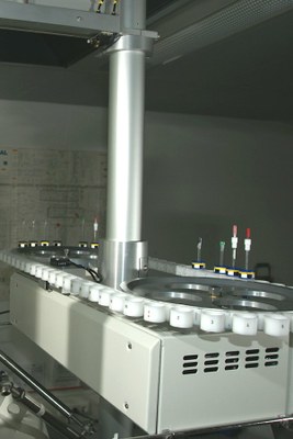 BACS 60 Probenwechsler Bruker Avance II 400 MHz