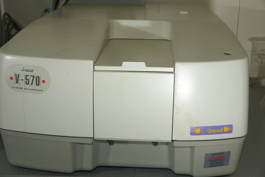 Jasco V-750 UV/VIS Spektrophotometer
