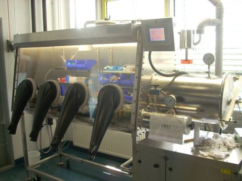merck-lab-glove-box.jpg